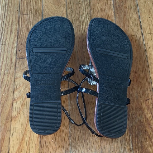 Sandals - Picture 4 of 4